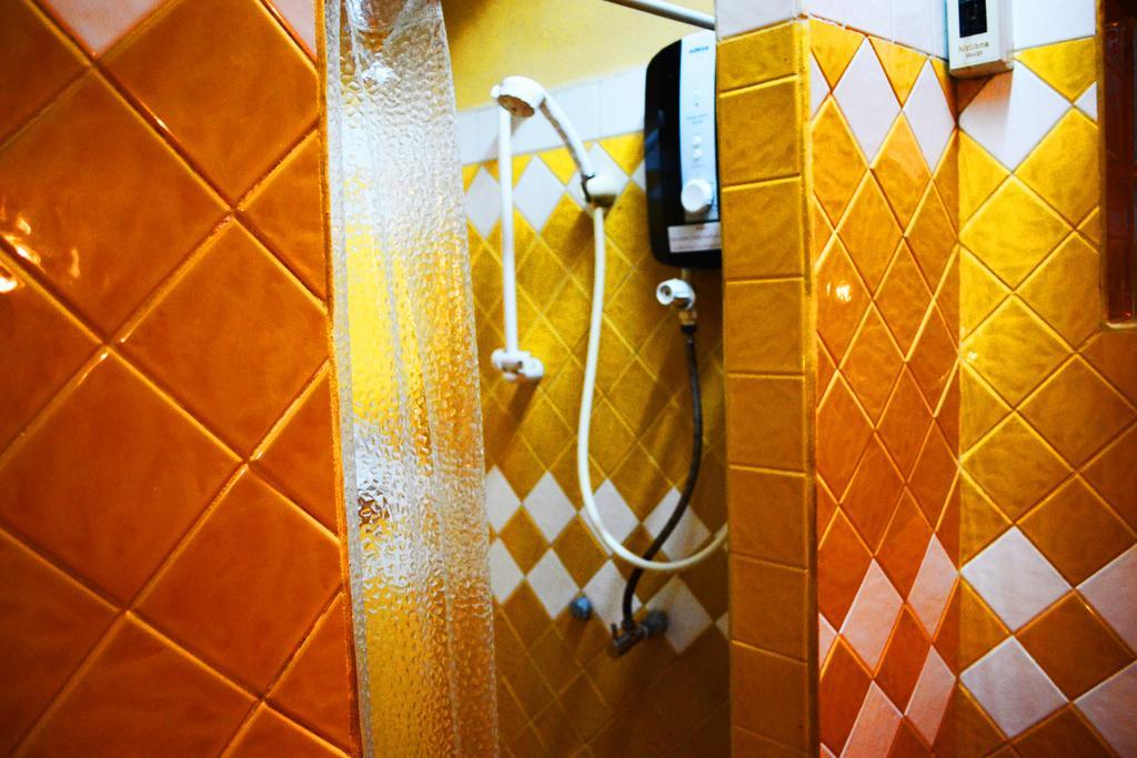 Brickhouse Ayutthaya Guesthouse Est 1986 Экстерьер фото