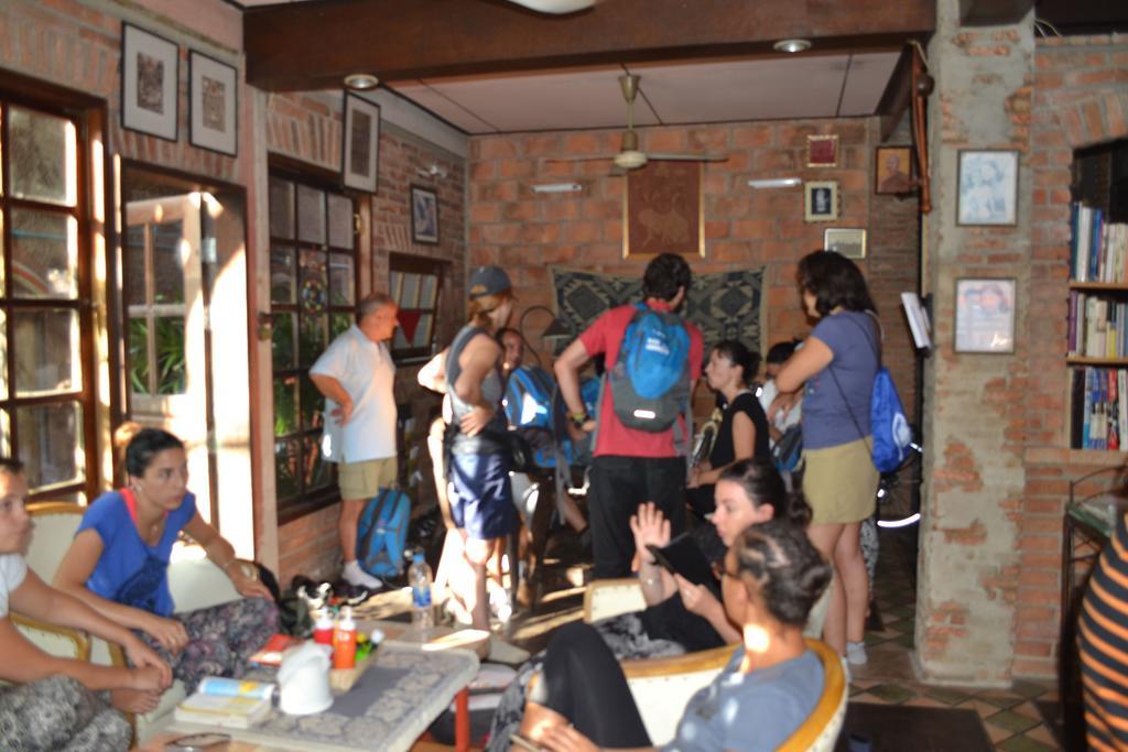 Brickhouse Ayutthaya Guesthouse Est 1986 Экстерьер фото