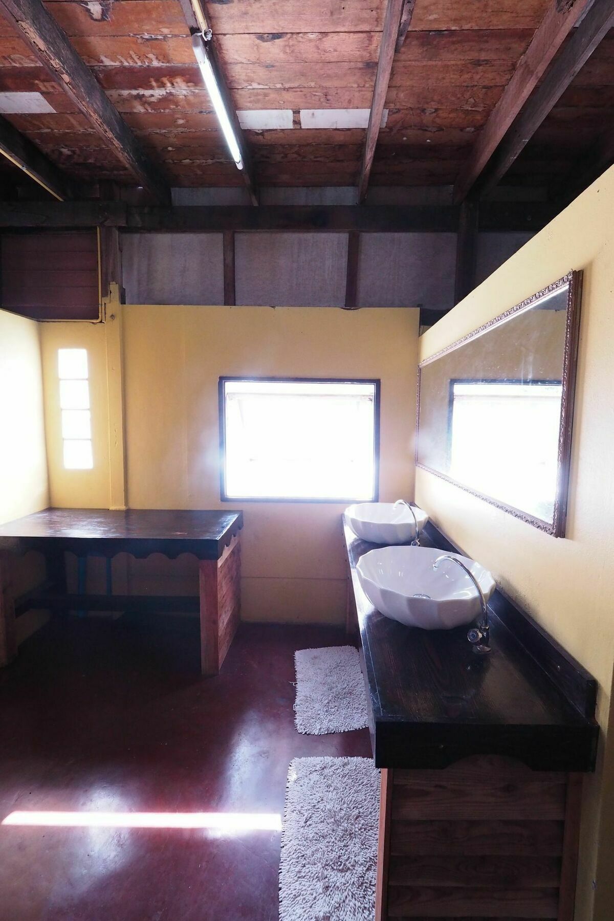 Brickhouse Ayutthaya Guesthouse Est 1986 Экстерьер фото